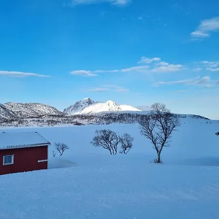 T-R Huset I Hellosan Bostad Exterior photo