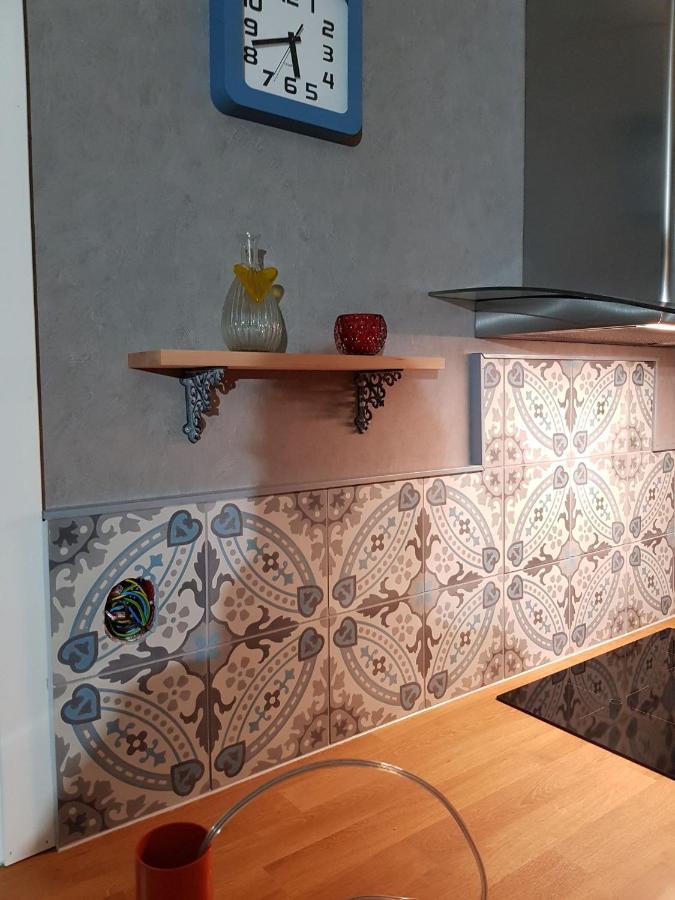 Apartment T-r Huset I Hellosan Bostad